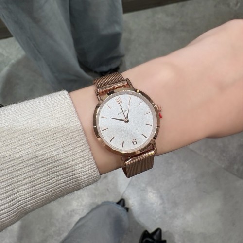 AA8DE26A-2962-4DE5-A732-20365984E2D0