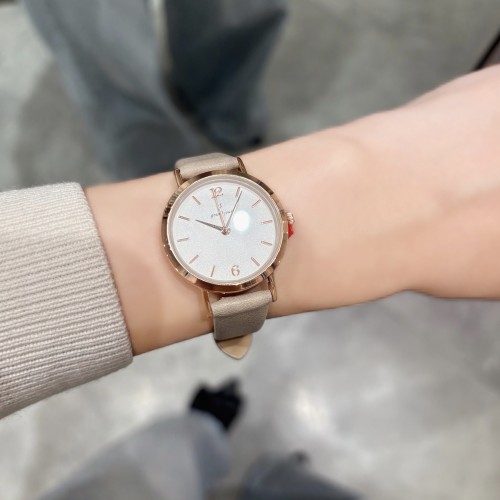 DF9498C2-245D-4E7A-B473-A0A262D1511F