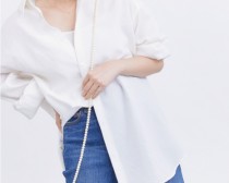 パールロングボディネックレス